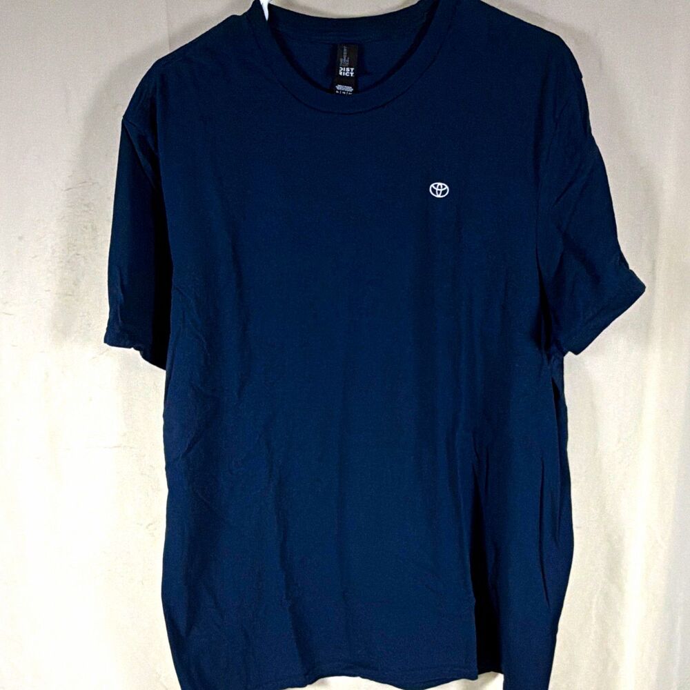 Toyota Logo T-Shirt Men’s XL Navy Blue Embroidered Employee Uniform Style